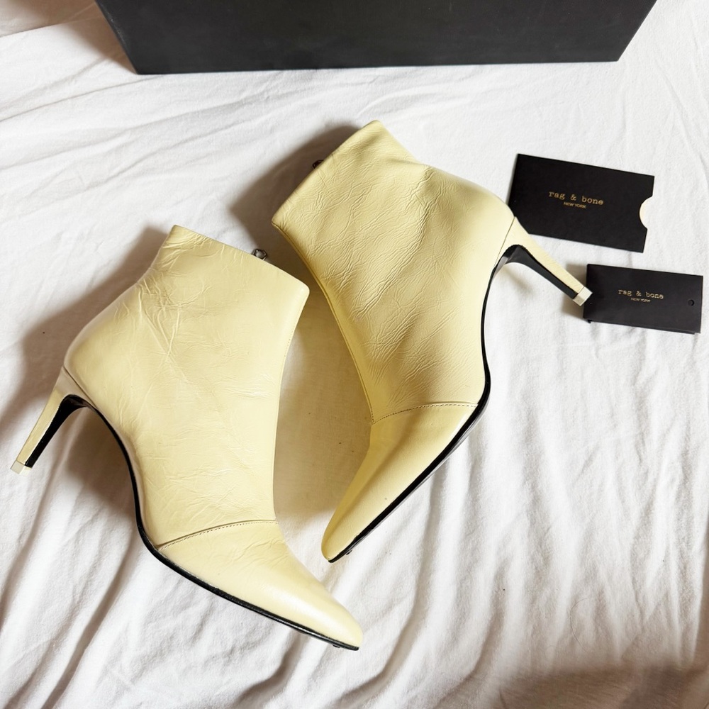 Rag & Bone Women’s Beha Crinkle Cream Leather Pointed-Toe Ankle Boots New $525 - Picture 6 of 15